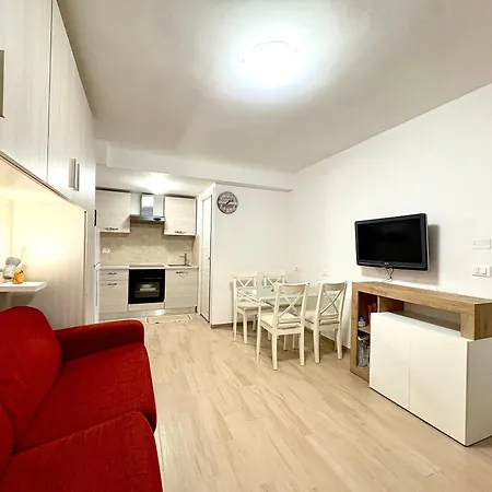 Appartamento Hostdomus - Lizzie's House *