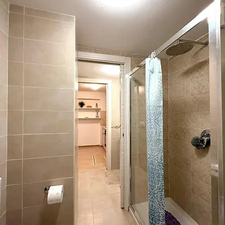 Hostdomus - Lizzie's House * Alassio