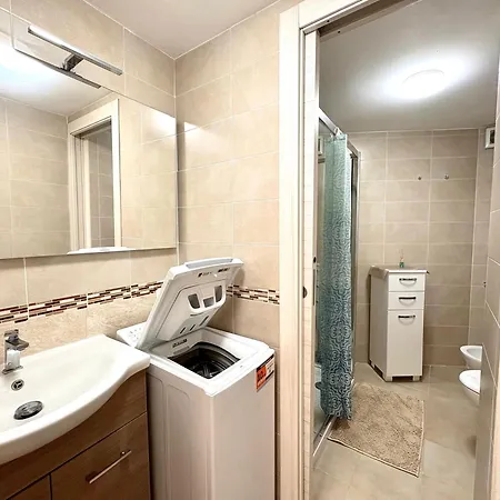 Hostdomus - Lizzie's House Апартаменты